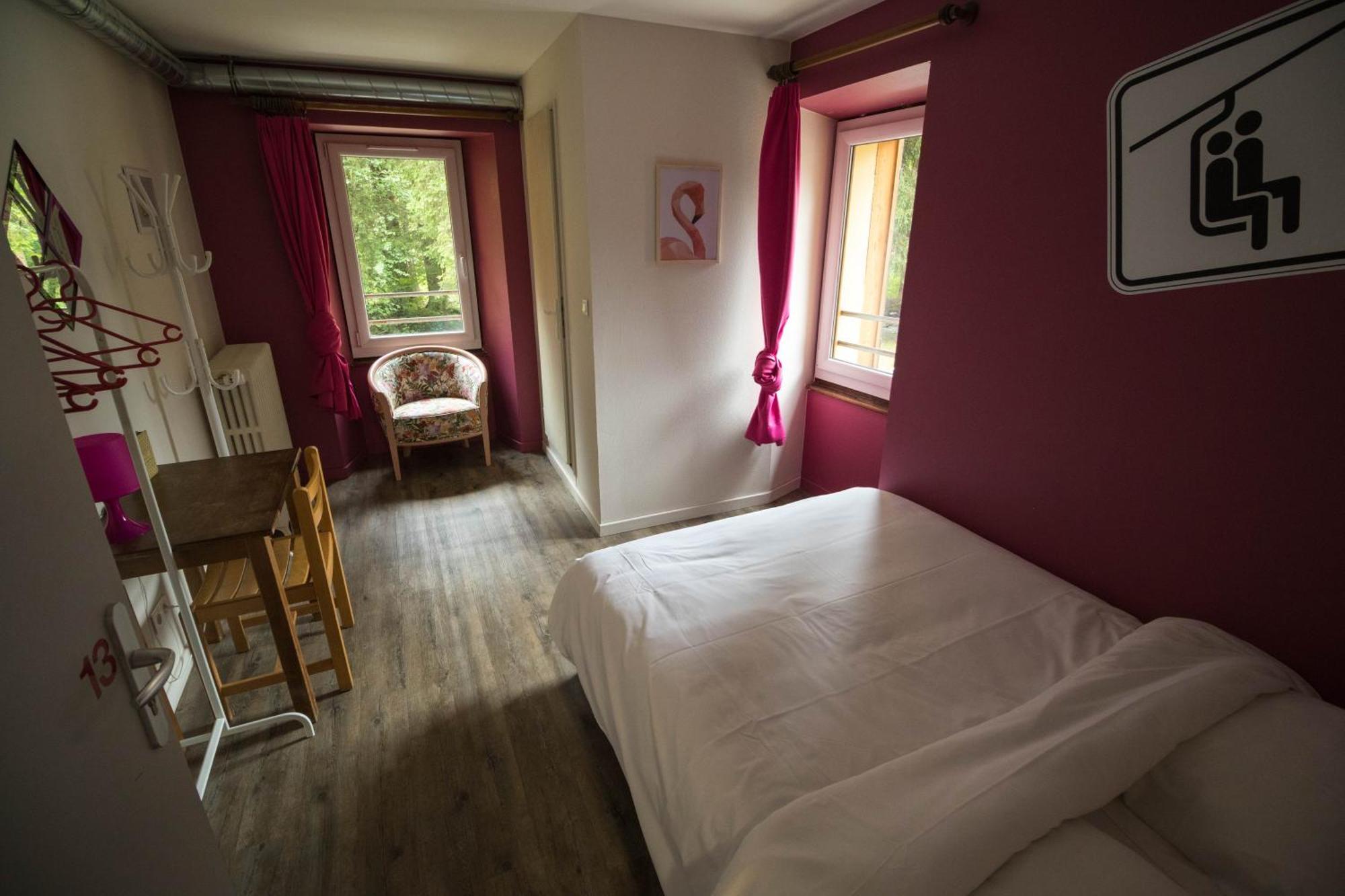 1861 Châtel Hostel Extérieur photo