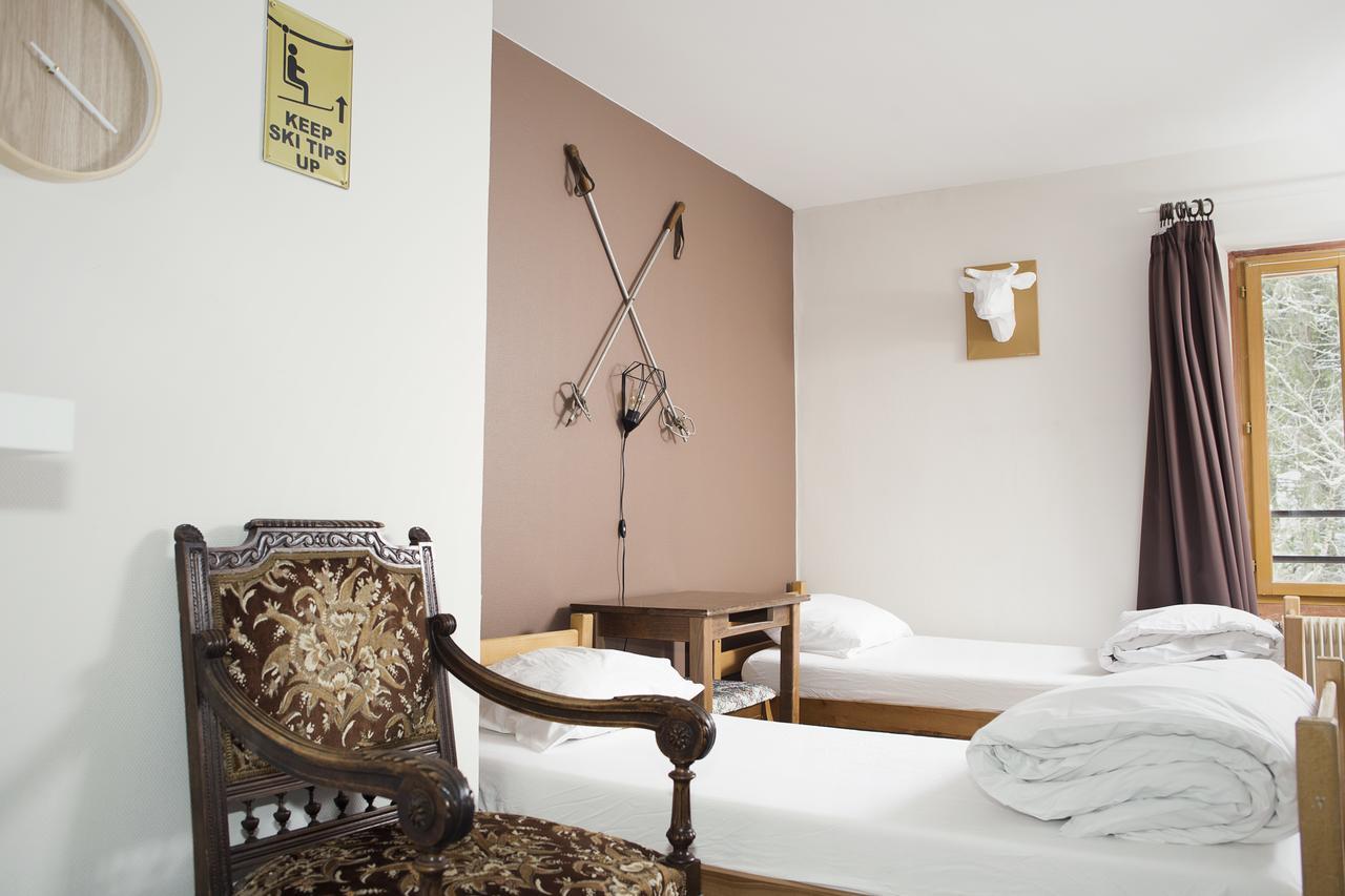 1861 Châtel Hostel Extérieur photo